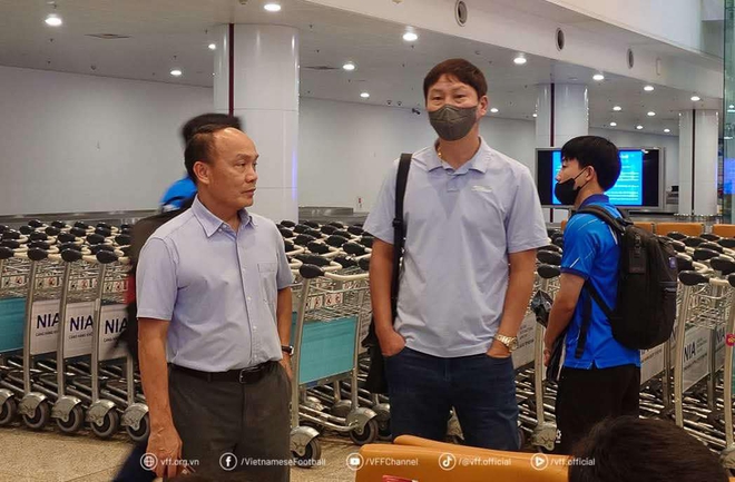 HLV Kim Sang-sik nói gì trước khi chia tay đội tuyển Việt Nam, bao giờ hội quân trở lại? HLV Kim Sang-sik nói gì trước khi chia tay đội tuyển Việt Nam, bao giờ hội quân trở lại?
