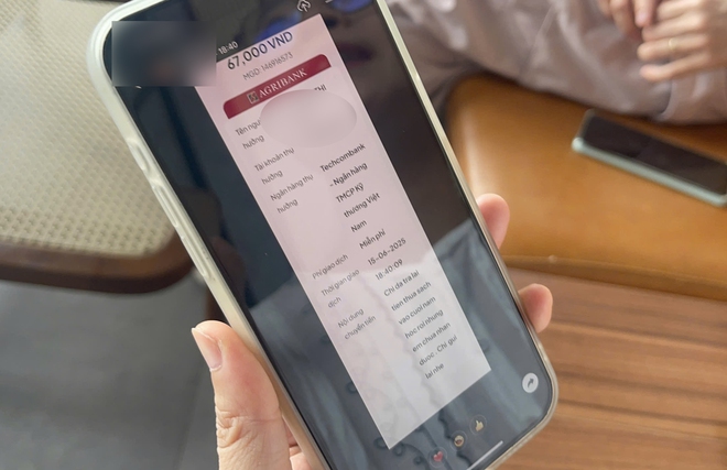 Phụ huynh tố trường ỉm tiền thừa sách giáo khoa 1 năm, lên Facebook đòi mới trả - Ảnh 6. Trường ỉm tiền thừa sách giáo khoa, phụ huynh lên Facebook đòi mới trả - Ảnh 7.
