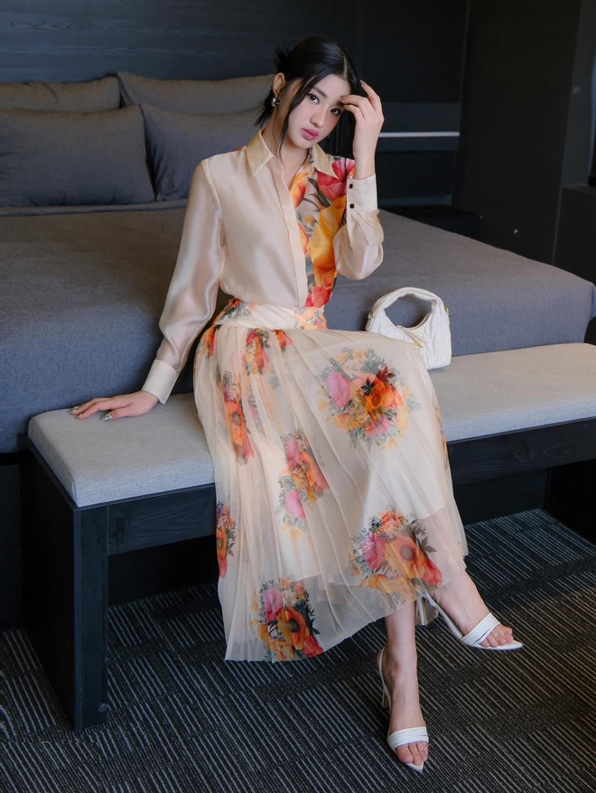 Hóa nàng thơ mùa hạ cùng chân váy hoa cổ điển- Ảnh 8. Hóa nàng thơ mùa hạ cùng chân váy hoa cổ điển- Ảnh 8.