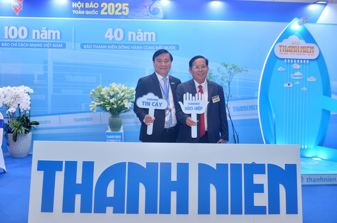 Gian trưng bày của Báo Thanh Niên đón những vị khách đặc biệt- Ảnh 16. Gian trưng bày của Báo Thanh Niên đón những vị khách đặc biệt- Ảnh 16.