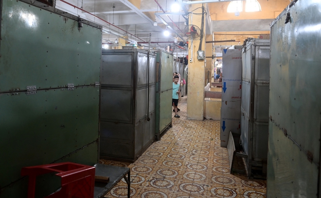 Tiểu thương chợ Rồng lớn nhất Nam Định đồng loạt đóng cửa, ngừng kinh doanh- Ảnh 10.