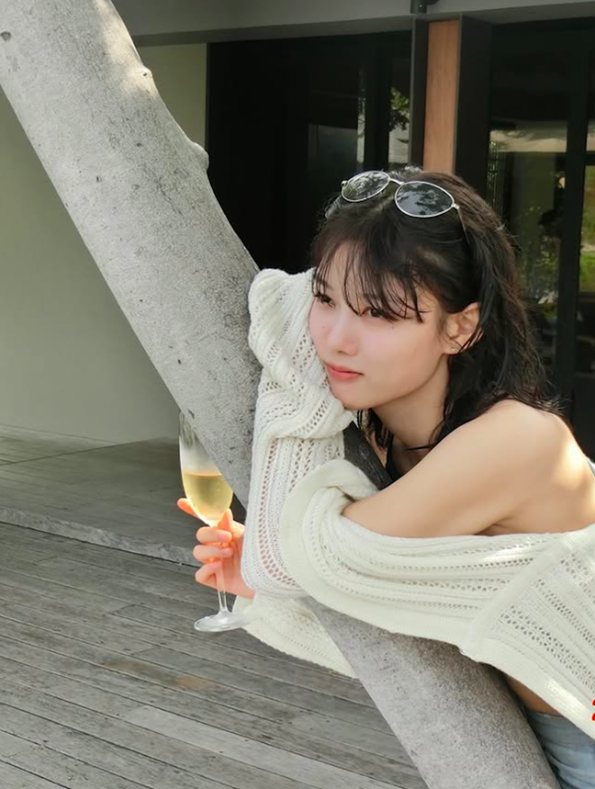 'Em gái quốc dân' Kim Yoo Jung khoe ảnh nghỉ dưỡng ở Việt Nam - Ảnh 6.