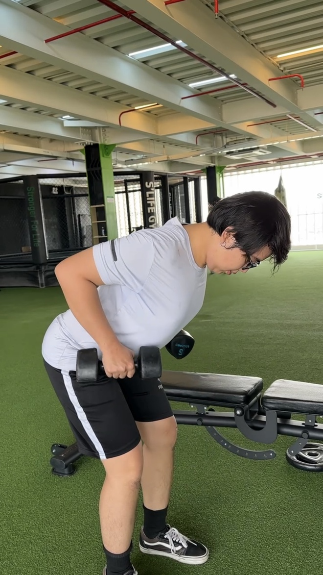 Hành trình 100 ngày giảm cân của chàng trai từng nghi ngờ bản thân Hành trình 100 ngày giảm cân của chàng trai từng nghi ngờ bản thân