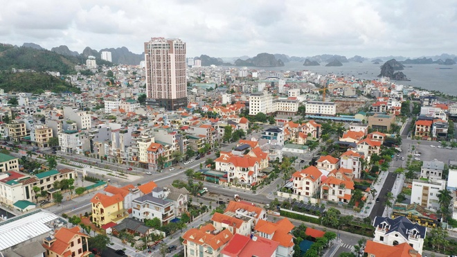 Ngắm diện mạo phường Hạ Long – "thủ phủ" mới bên bờ di sản vịnh Hạ Long  - Ảnh 3.