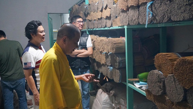 Khát vọng trầm hương của 'nhà sư Thị Kính': Rừng dó bầu nơi cửa Phật- Ảnh 1.