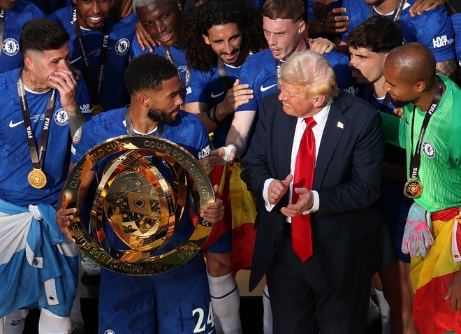 Tổng thống Trump làm điều bất ngờ sau chung kết, Chelsea được thưởng hơn 3.175 tỉ đồng Tổng thống Trump làm điều bất ngờ sau chung kết, Chelsea được thưởng hơn 3.175 tỉ đồng