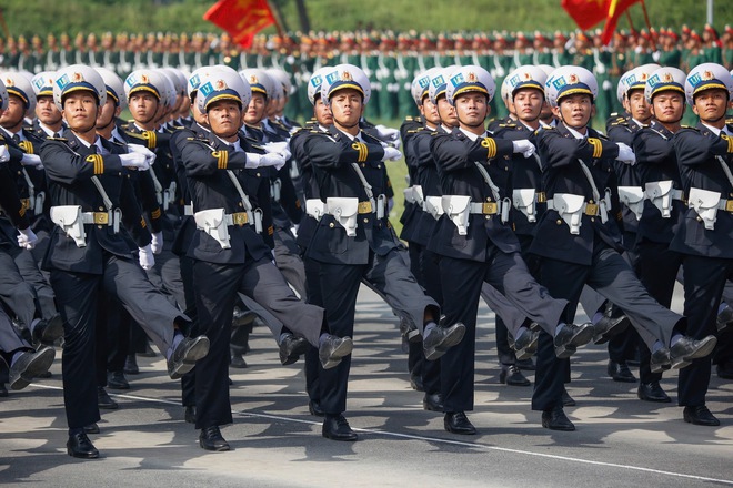 Mãn nhãn buổi diễu binh 15 . 000 Chiến sĩ công an và quân đội hợp luyện - Ảnh 15. Mãn nhãn buổi diễu binh 15 . 000 Chiến sĩ công an và quân đội hợp luyện - Ảnh 15.