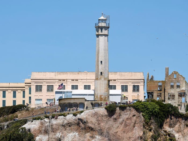 Khám phá đảo Alcatraz: Nhà tù khét tiếng ông Trump muốn mở cửa trở lại - Ảnh 3.