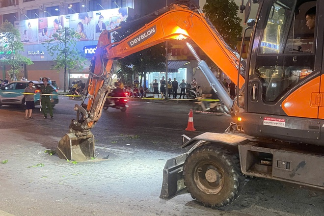 Lộ nguyên nhân xuất hiện 'hố tử thần' ở Hà Nội- Ảnh 2. Lộ nguyên nhân xuất hiện 'hố tử thần' ở Hà Nội- Ảnh 2.