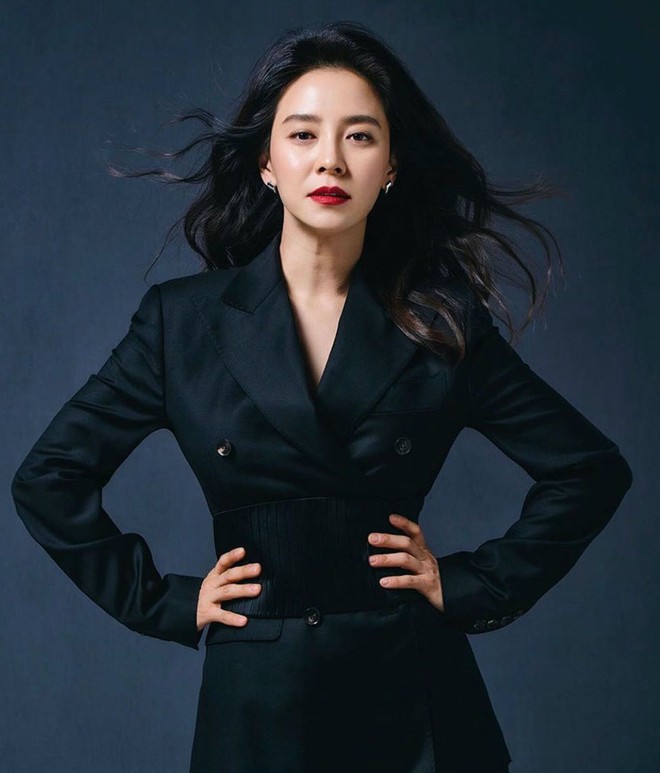 Song Ji Hyo và Kim Bum 'Vườn sao băng' sắp đến Việt Nam- Ảnh 2. Song Ji Hyo và Kim Bum 'Vườn sao băng' sắp đến Việt Nam- Ảnh 2.
