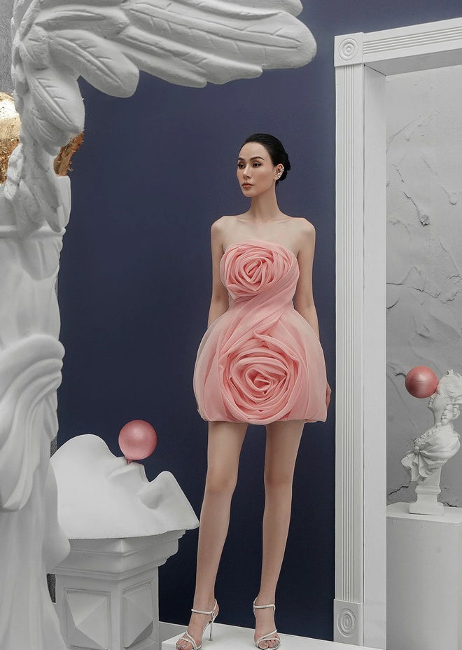 Váy cúp ngực tôn vinh nét đẹp hiện đại và khí chất thanh lịch của nàng - Ảnh 2.