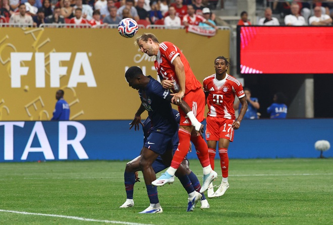 Musiala chấn thương kinh hoàng, Bayern Munich thua cực đau dù PSG bị tận 2 thẻ đỏ- Ảnh 4.