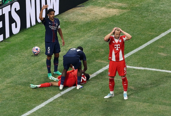 Musiala chấn thương kinh hoàng, Bayern Munich thua cực đau dù PSG bị tận 2 thẻ đỏ- Ảnh 7.