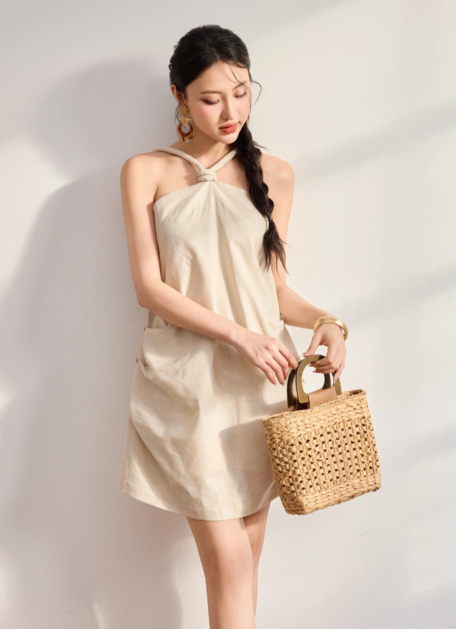 Đẹp từ nhà ra phố với trang phục linen tự nhiên- Ảnh 7. Đẹp từ nhà ra phố với trang phục linen tự nhiên- Ảnh 7.