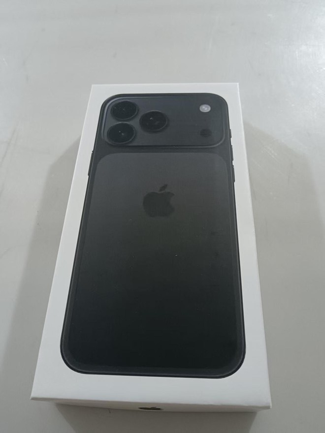 Xuất hiện iPhone 17 Pro chạy… Android - Ảnh 1.