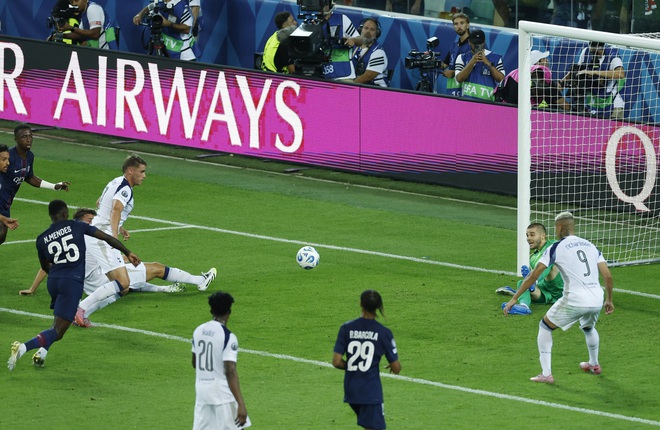 Canh bạc của HLV Enrique thắng lớn, PSG đánh bại Tottenham để giành Siêu cúp châu Âu- Ảnh 2.