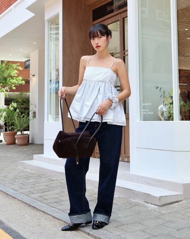 Xu hướng quần jeans đẹp nhất mùa này - Ảnh 9.