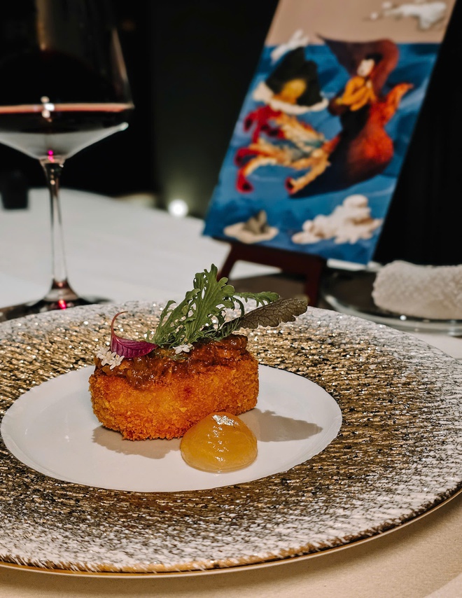 Ăn trong nến, nghe truyện cổ tích Việt: Trải nghiệm ẩm thực độc đáo ở TP.HCM- Ảnh 2. Ăn trong nến, nghe truyện cổ tích Việt: Trải nghiệm ẩm thực độc đáo ở TP.HCM- Ảnh 2.