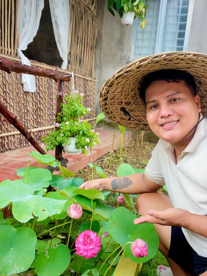 Chàng trai bỏ phố về quê sau biến cố, tạo dựng khu vườn chữa lành - Ảnh 12.