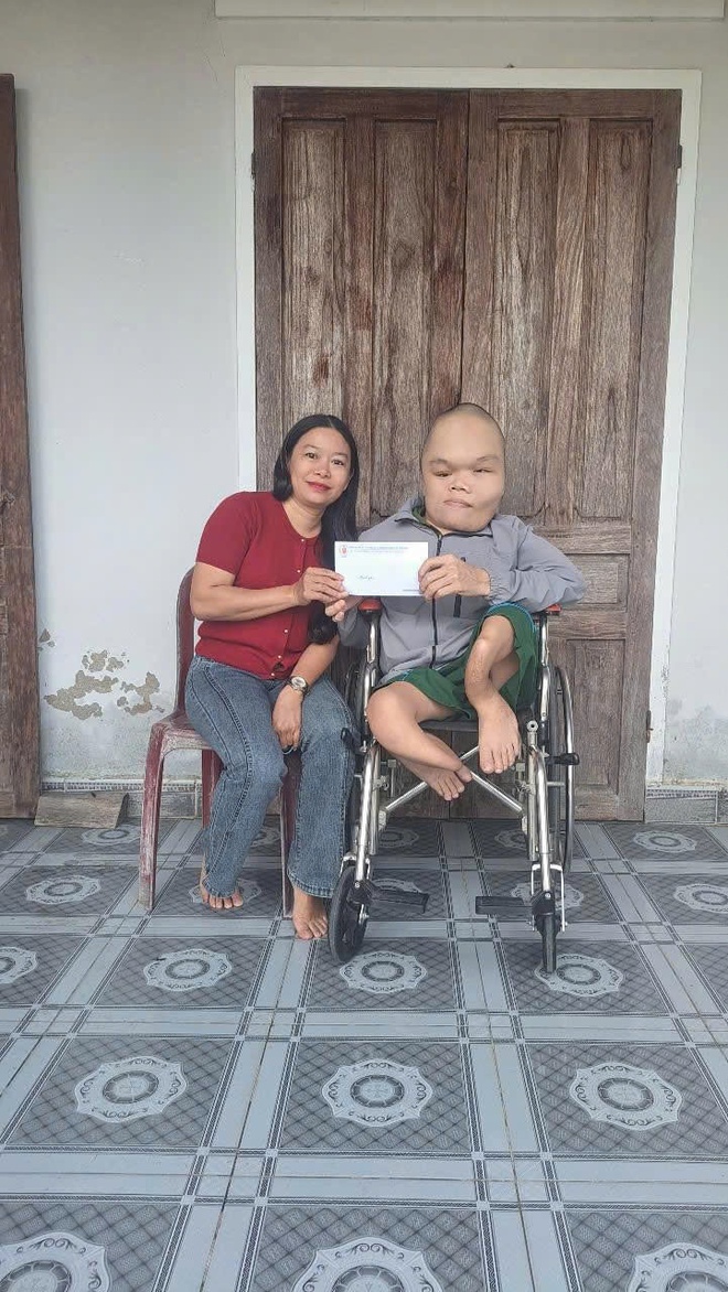 Lặng lẽ bắc nhịp cầu yêu thương- Ảnh 5. Lặng lẽ bắc nhịp cầu yêu thương- Ảnh 5.