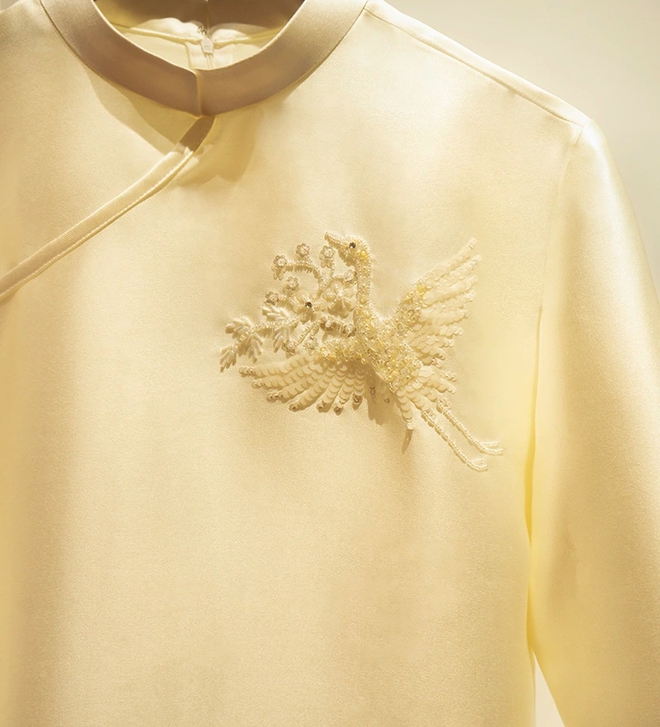 Thêu tay trở lại - bí quyết nâng tầm phong cách công sở mùa thu- Ảnh 4.