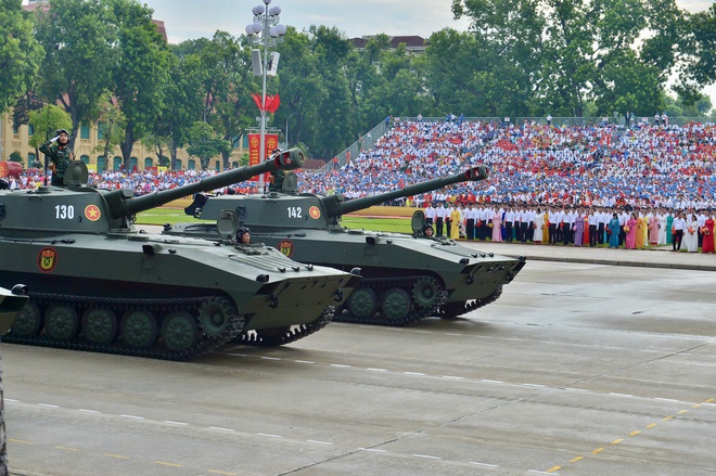 Мощь военной техники на репетиции парада - Фото 2.