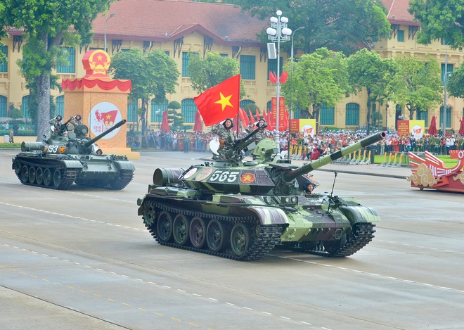 Мощь военной техники на репетиции парада - Фото 1.