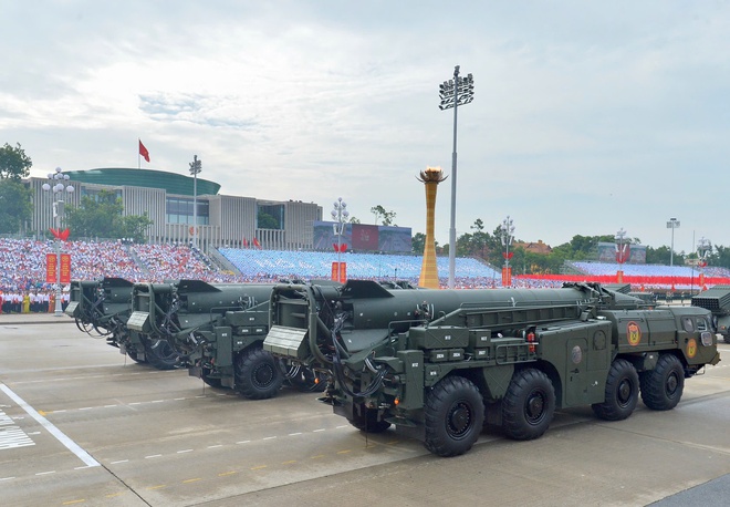 Мощь военной техники на репетиции парада - Фото 9.