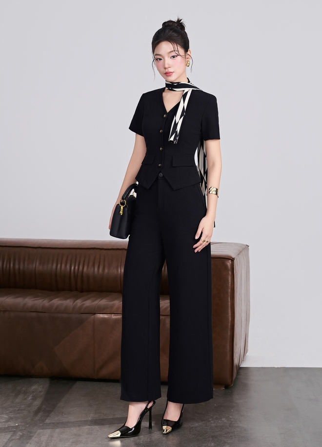 Tuyên ngôn sành điệu mùa này gọi tên quần ống rộng - Ảnh 7.