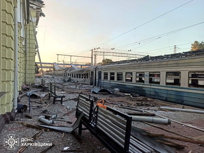 Chiến sự Ukraine ngày 1.259: Kharkiv bị oanh tạc ngay sau khi ông Zelensky đến thăm - Ảnh 3.
