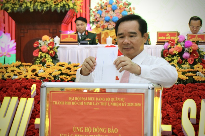 TP.HCM xây dựng lực lượng vũ trang mẫu mực, tiêu biểu, vững mạnh từ gốc rễ - Ảnh 1.