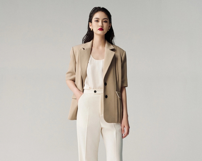 Nữ công sở 'nghiện' blazer không nên bỏ qua phong cách corporatecore- Ảnh 7.