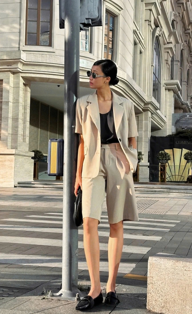 Nữ công sở 'nghiện' blazer không nên bỏ qua phong cách corporatecore- Ảnh 2.