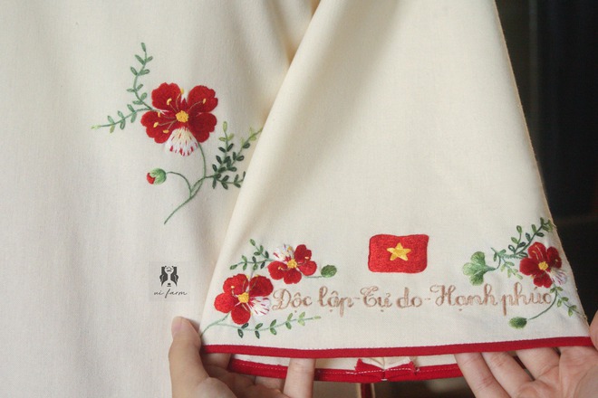 Tà áo dài gửi lời yêu nước - Ảnh 2.