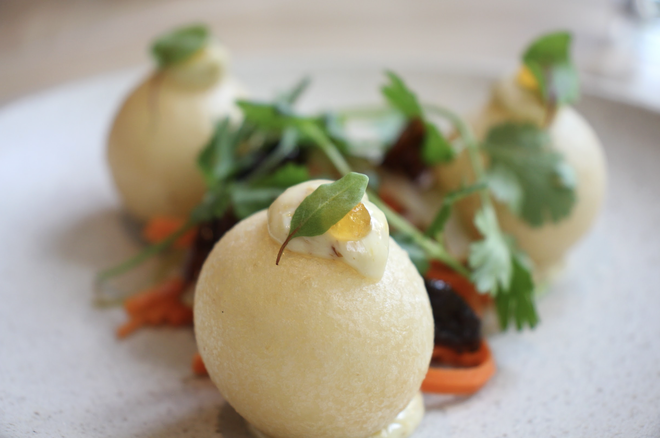 Gặp gỡ Chef Kevin Tiến: Người tiên phong định nghĩa lại ẩm thực Việt tại Washington D.C - Ảnh 4.