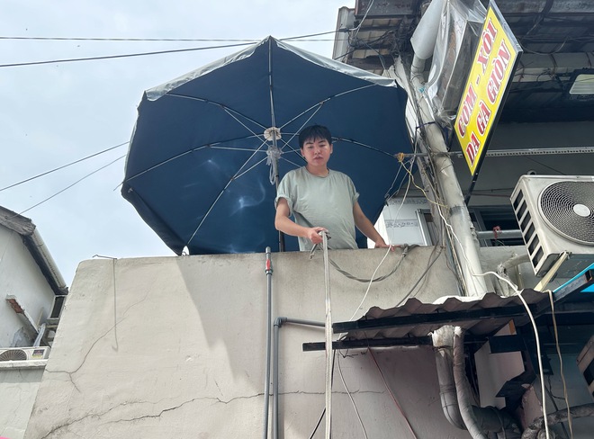 Độc lạ cơm gà thả dây ở TP.HCM: Bà chủ... không ăn món mình nấu, vì sao? - Ảnh 2.