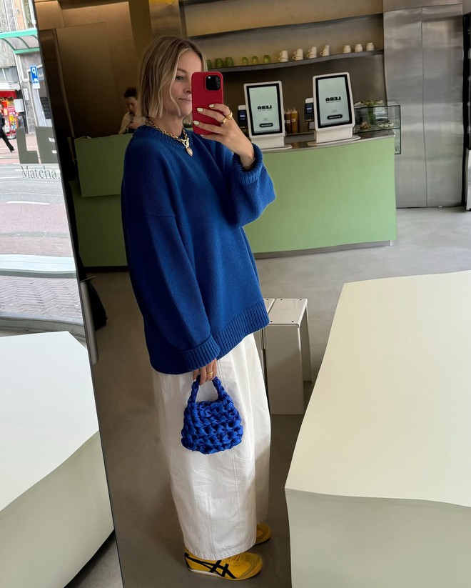 Biến hóa phong cách đa sắc, vừa linh hoạt vừa 'ăn gian' tuổi tác hiệu quả - Ảnh 4.