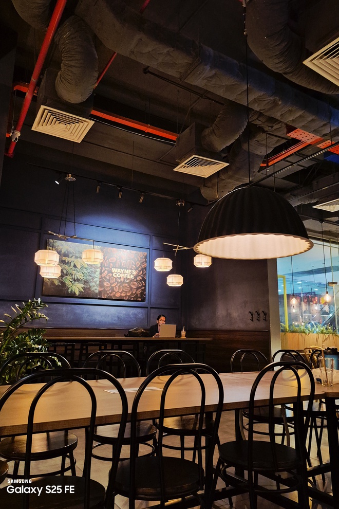 Trải nghiệm chụp ảnh trên Galaxy S25 FE: đa dạng bối cảnh, tiệm cận flagship - Ảnh 9.