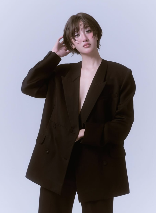 Blazer giúp nàng lịch lãm trong công việc, thời thượng khi dạo phố- Ảnh 8.