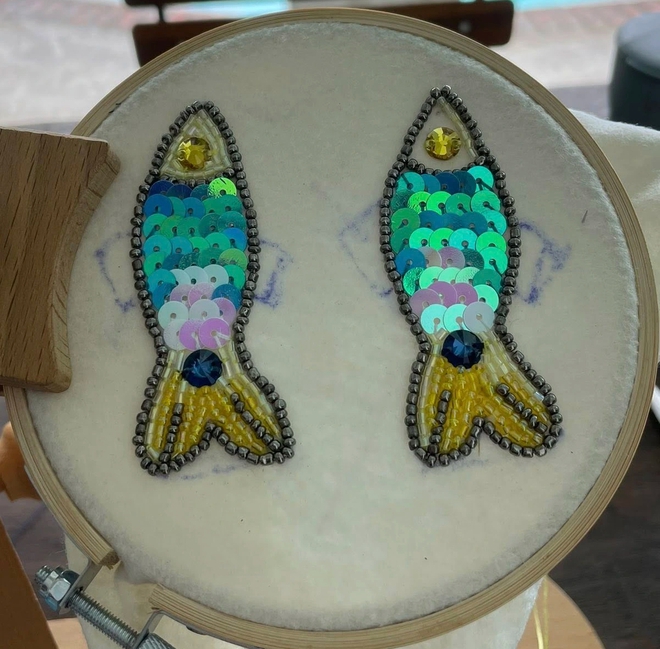 'Biến' vải vụn thành khuyên tai, vòng - thời trang Việt thu hút tín đồ quốc tế- Ảnh 11.