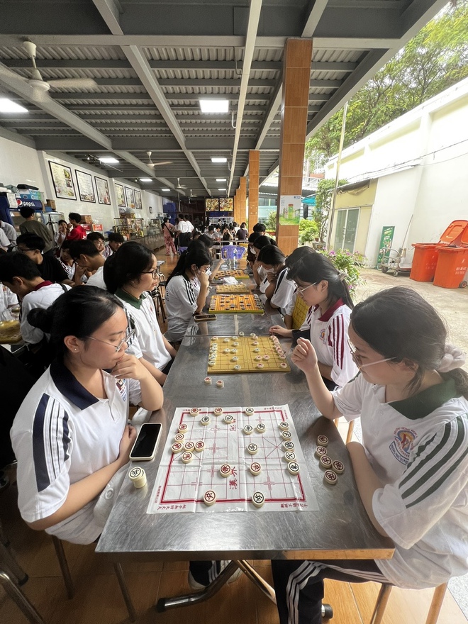 B&ugrave;ng nổ giải thể thao học sinh TP.HCM- Ảnh 7.