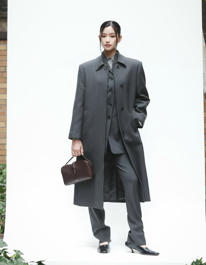 Áo khoác dáng dài tông trung tính, lựa chọn an toàn nhưng đầy khí chất - Ảnh 7.