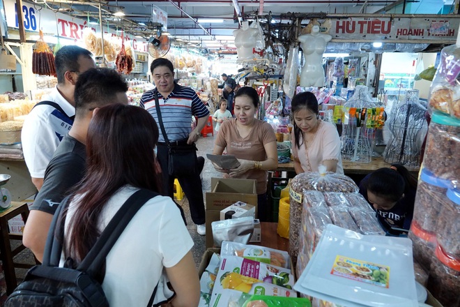 Cảnh báo những hang ổ lừa đảo hung bạo - Ảnh 1.