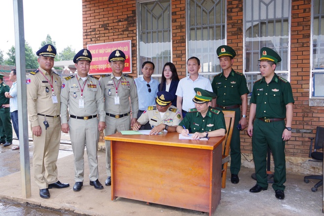 Cảnh báo những hang ổ lừa đảo hung bạo - Ảnh 5.