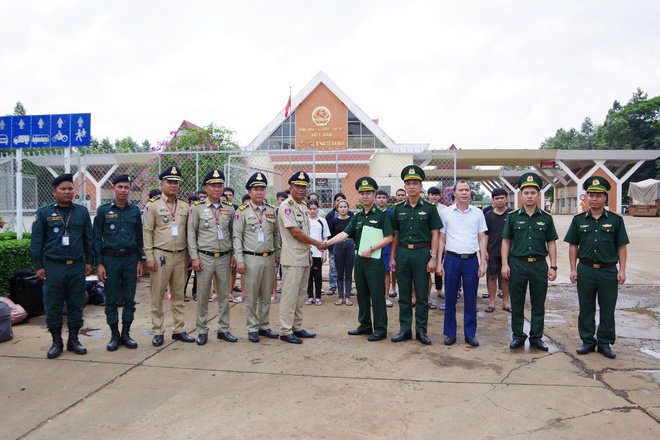 Cảnh báo những hang ổ lừa đảo hung bạo - Ảnh 6.