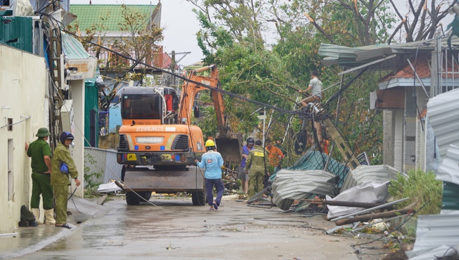 Hiện trường trận lốc xoáy kinh hoàng ở Thanh Hóa- Ảnh 14. Hiện trường trận lốc xoáy kinh hoàng ở Thanh Hóa- Ảnh 14.