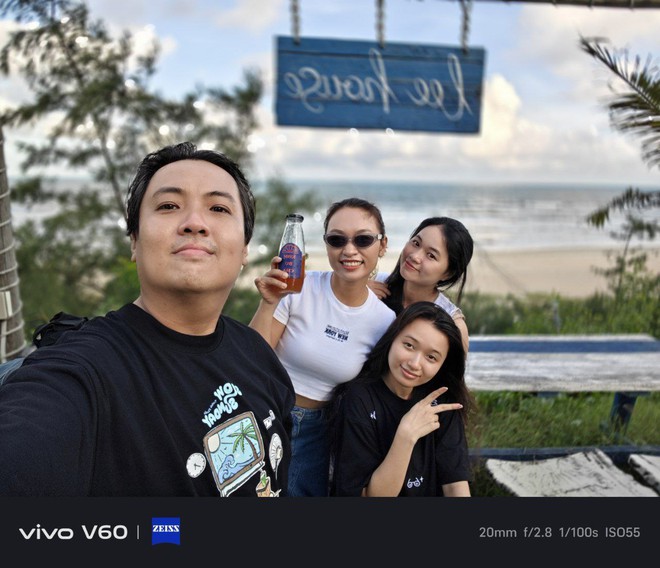 Trải nghiệm vivo V60: mỏng nhẹ, pin lớn v&agrave; camera ch&acirc;n dung ZEISS - Ảnh 12.