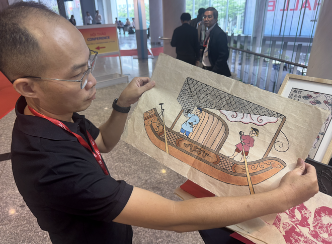 Tranh dân gian mộc bản Việt thu hút khách nước ngoài- Ảnh 7.