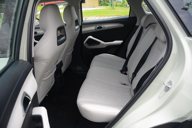 4 ng&agrave;y cầm l&aacute;i xe điện BYD Atto 2: N&ecirc;n &lsquo;thử&rsquo; nếu th&iacute;ch trải nghiệm - Ảnh 13.