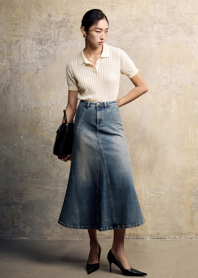 Chân váy denim, quần jeans ống rộng và những xu hướng denim 'đỉnh' nhất mùa- Ảnh 5. Chân váy denim, quần jeans ống rộng và những xu hướng denim 'đỉnh' nhất mùa- Ảnh 5.